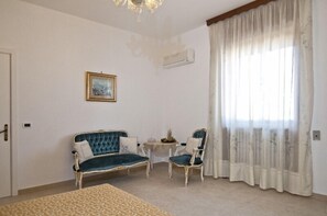 Appartement, 1 chambre | Coin séjour