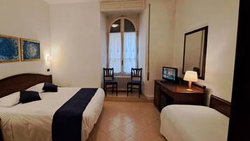 Triple Room | Frette Italian sheets, hypo-allergenic bedding, Select Comfort beds