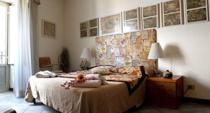 Apartment, 1 Bedroom, Terrace, Sea View (Kitchen) | Cots/infant beds - Le Case del Girasole ABC (Cefalù)