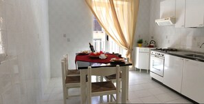 Apartment, 1 Bedroom, Kitchen | Cots/infant beds - Le Case del Girasole ABC (Cefalù)