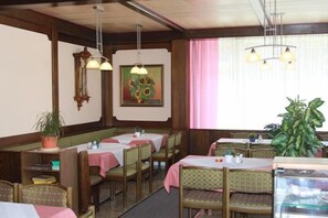 Lunch and dinner served - Gasthof Gerhart (Perchtoldsdorf)