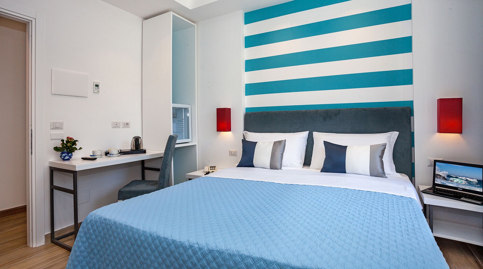 comfort double room, balcony | 1 bedroom, minibar, in-room safe, desk