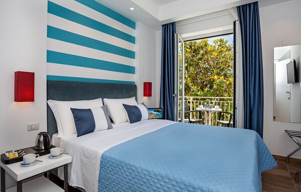 Dobbeltrom – comfort, balkong | Minibar, safe på rommet, skrivebord og lydisolert