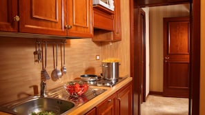 Apartment, 1 Bedroom | Private kitchen | Fridge, stovetop, cookware/dishes/utensils - Piave & Flavia Apartments (Rome)