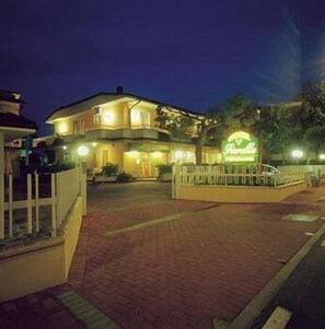 Front of property - evening/night
