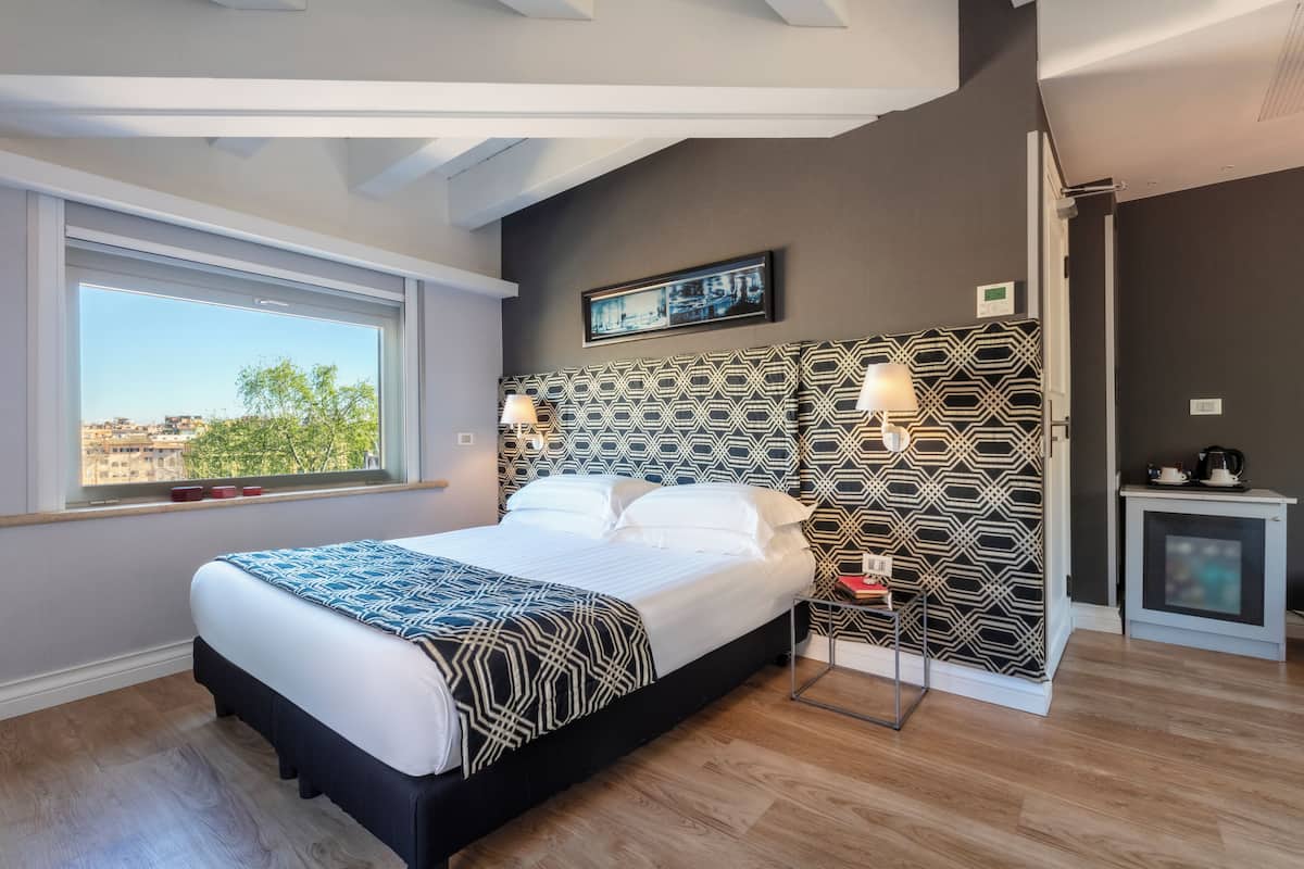 Superior Double or Twin Room, 1 Double or 2 Twin Beds, Balcony | Frette Italian sheets, premium bedding, down comforters, minibar