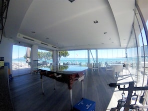 Lobby-Lounge