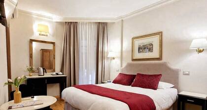Boncompagni Suite