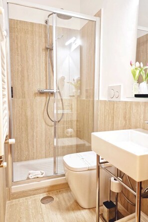 Chambre Économique | Salle de bain