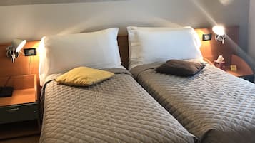 Chambre Double pour 1 personne, balcon | 1 chambre, literie de qualité supérieure, minibar