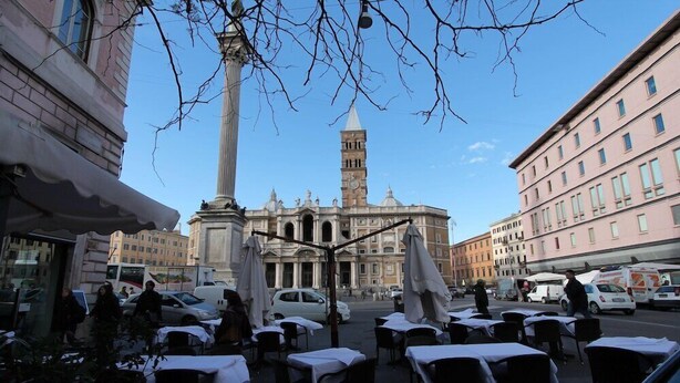 Outdoor dining - Buonarroti Home (Rome)