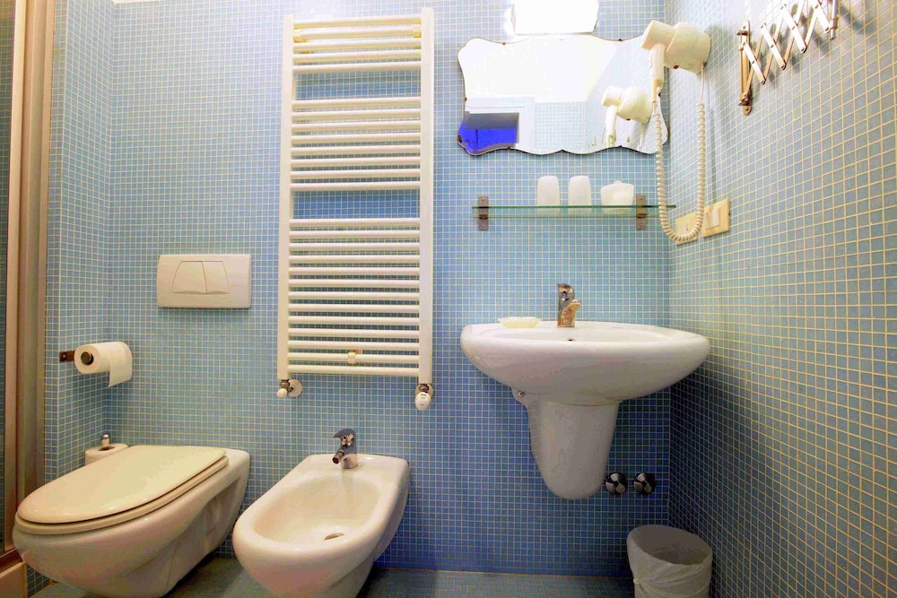 3749 Ponte Chiodo by null