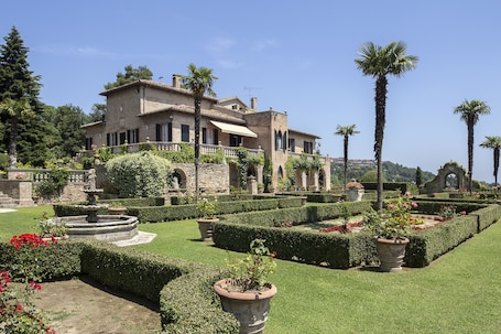 Exterior. Villa Cattani Stuart XVII secolo