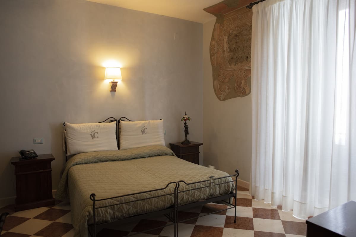 Minibar, in-room safe, soundproofing, rollaway beds
