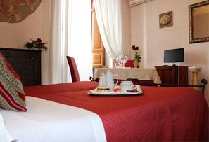 Double or Twin Room | View from room - Villa Cosilinum (Padula)