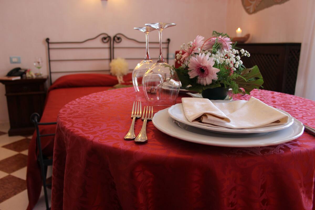 double or twin room | in-room dining