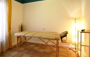 Deep-tissue massages, Thai massages, sports massages, massages - Hotel Eden Salò (Salò)