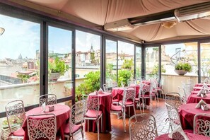 Dining - Madrid (Rome)