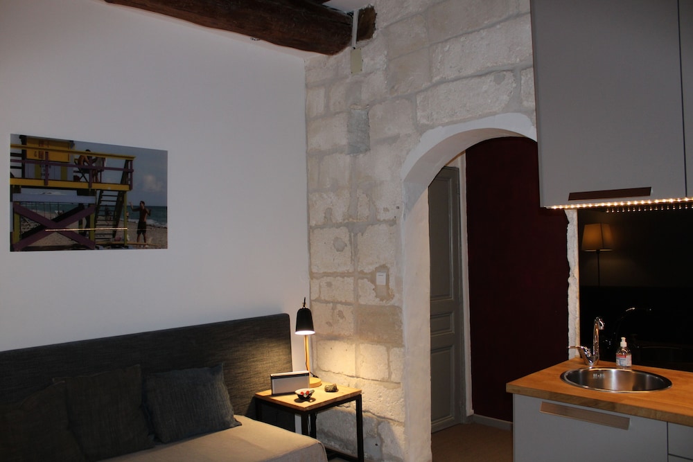 La Banasterie by null