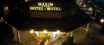 Maxim Hotel