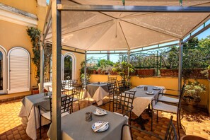 Terrace/patio - Astoria Palace (Rome)