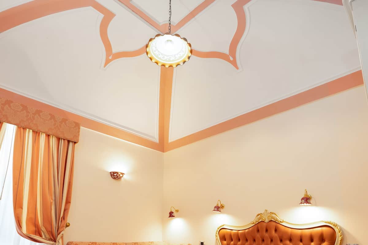 Chambre Confort | 1 chambre, draps en coton égyptien, literie de qualité, minibar