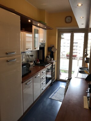 Interior detail - Le Finestre sul Vaticano (Rome)