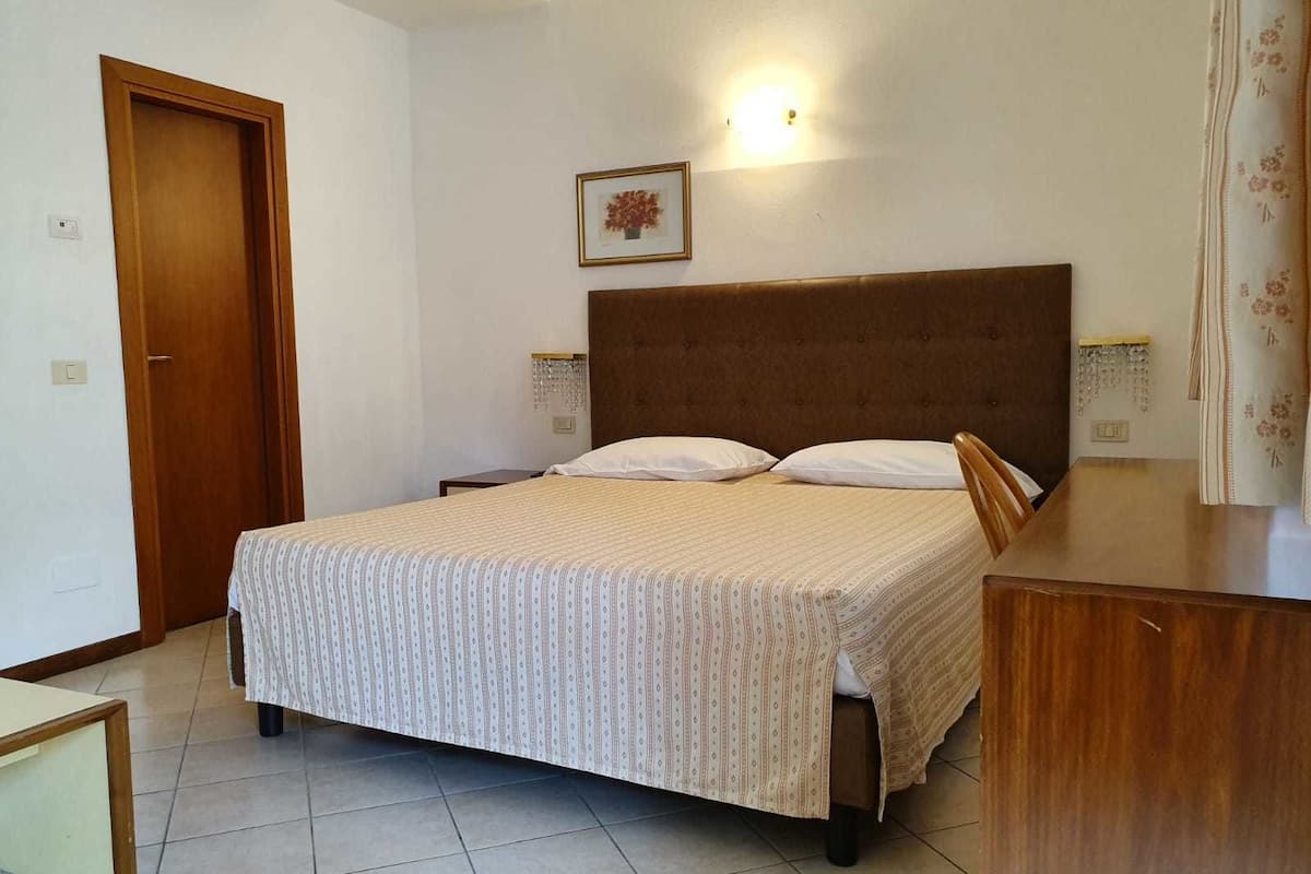 Standard Double Room, 1 Double Bed, Terrace | Minibar, in-room safe, desk, blackout curtains