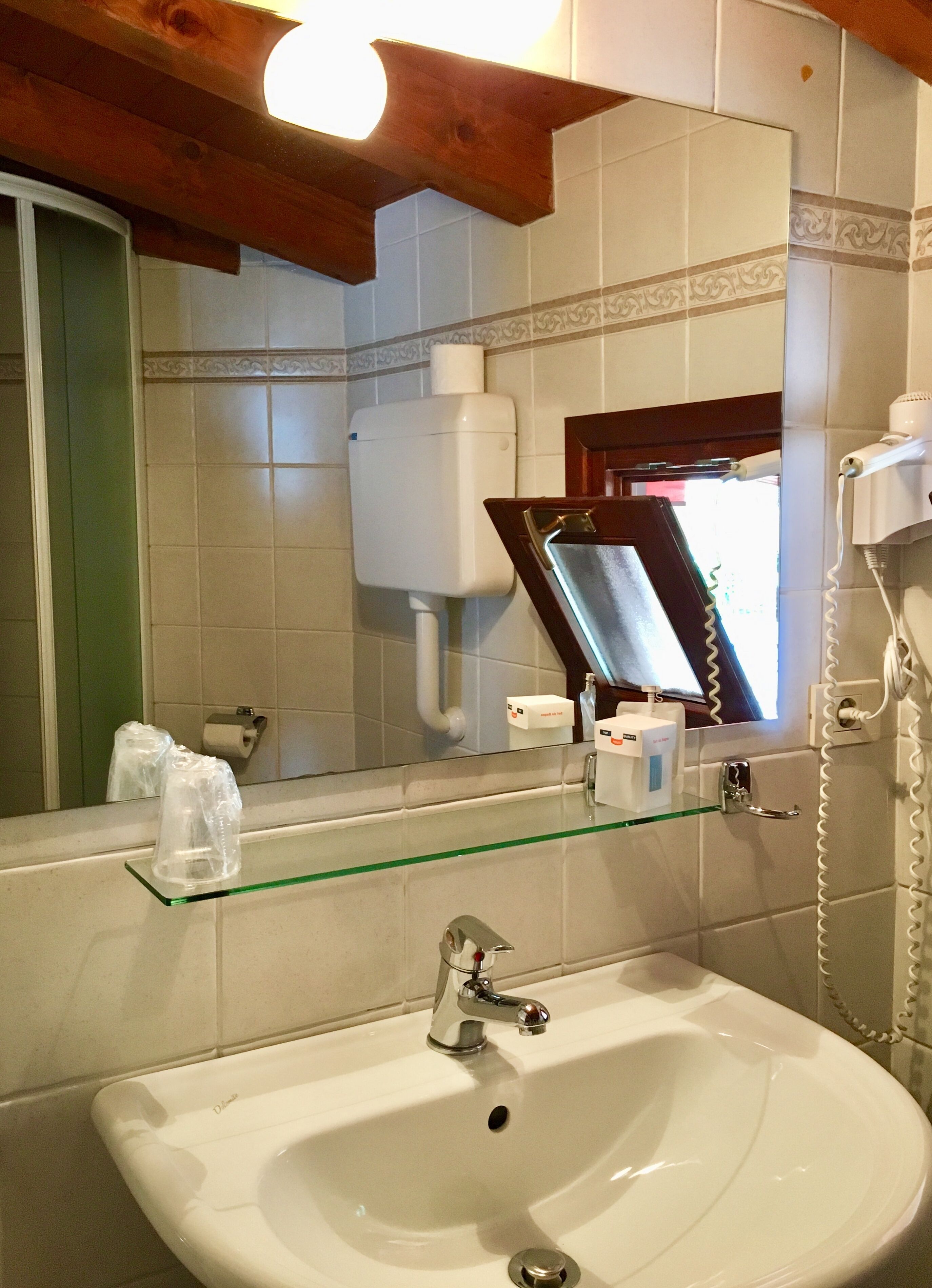 single room, balcony, lake view | bathroom | free toiletries, hair dryer, towels