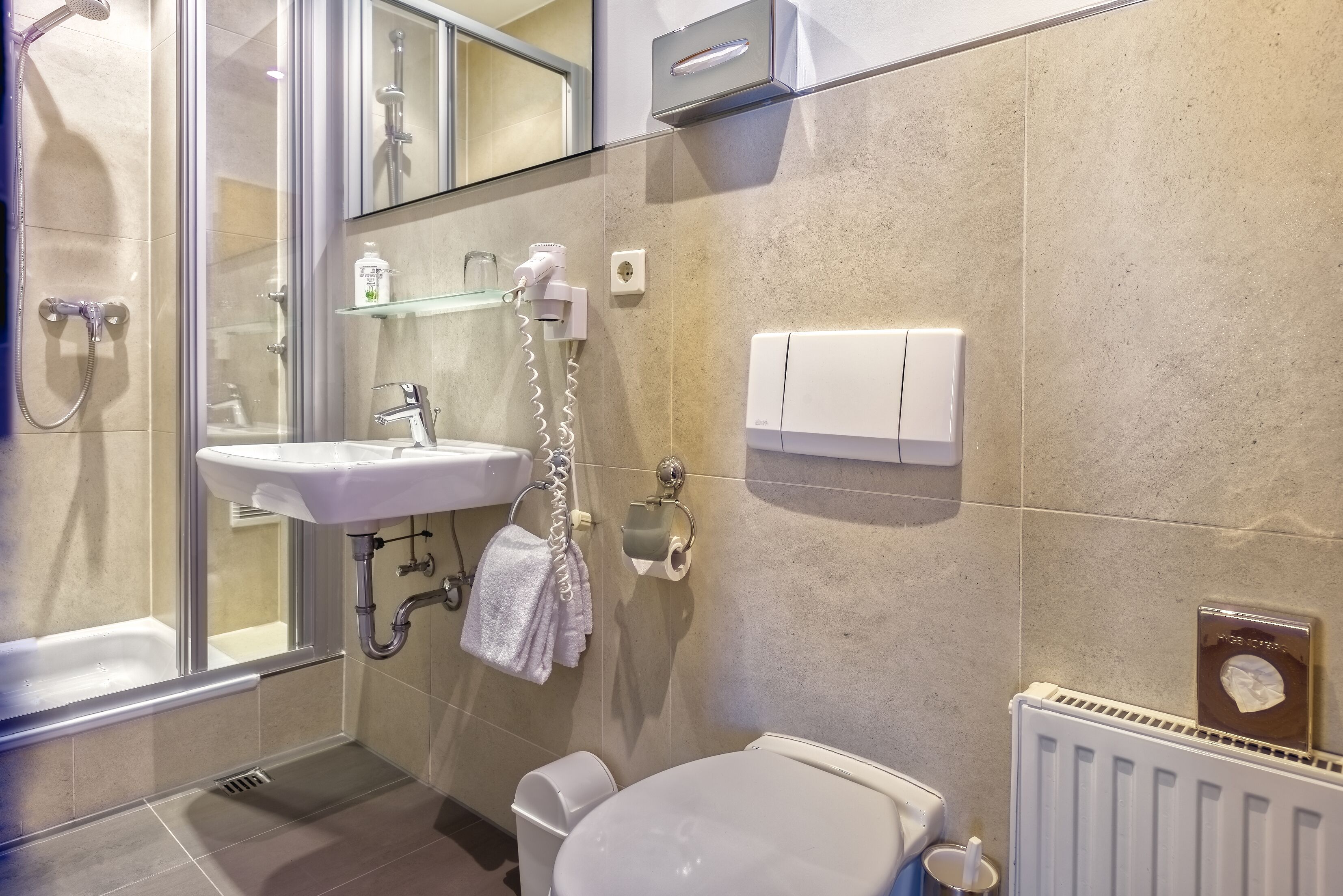double room | bathroom | hair dryer, towels, soap, shampoo