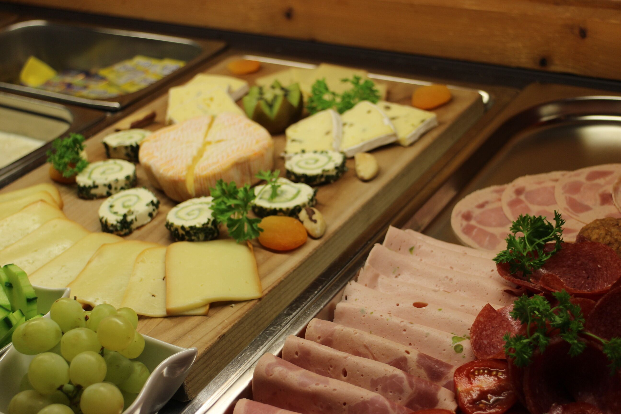 daily buffet breakfast (eur 12.00 per person)