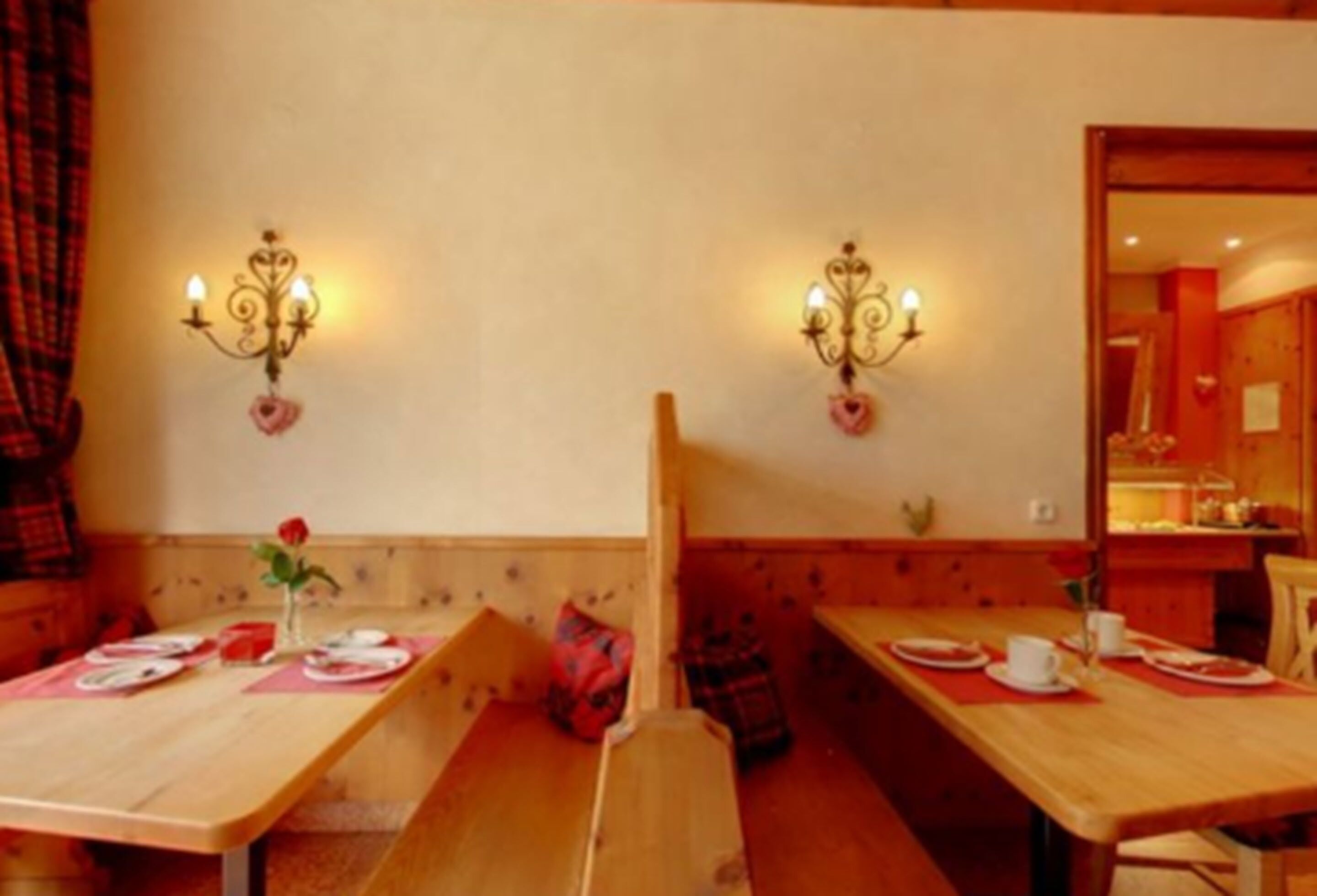 daily buffet breakfast (eur 12.00 per person)