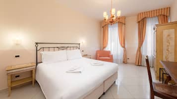 Camera Superior con letto matrimoniale o 2 letti singoli | Minibar, una cassaforte in camera, Wi-Fi gratuito