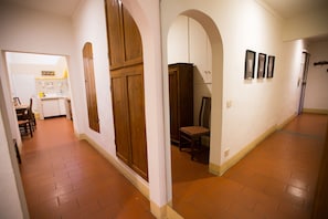 Executive Suite, Refrigerator & Microwave