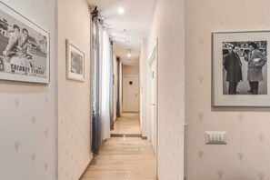 Hallway - Marta Inn (Rome)