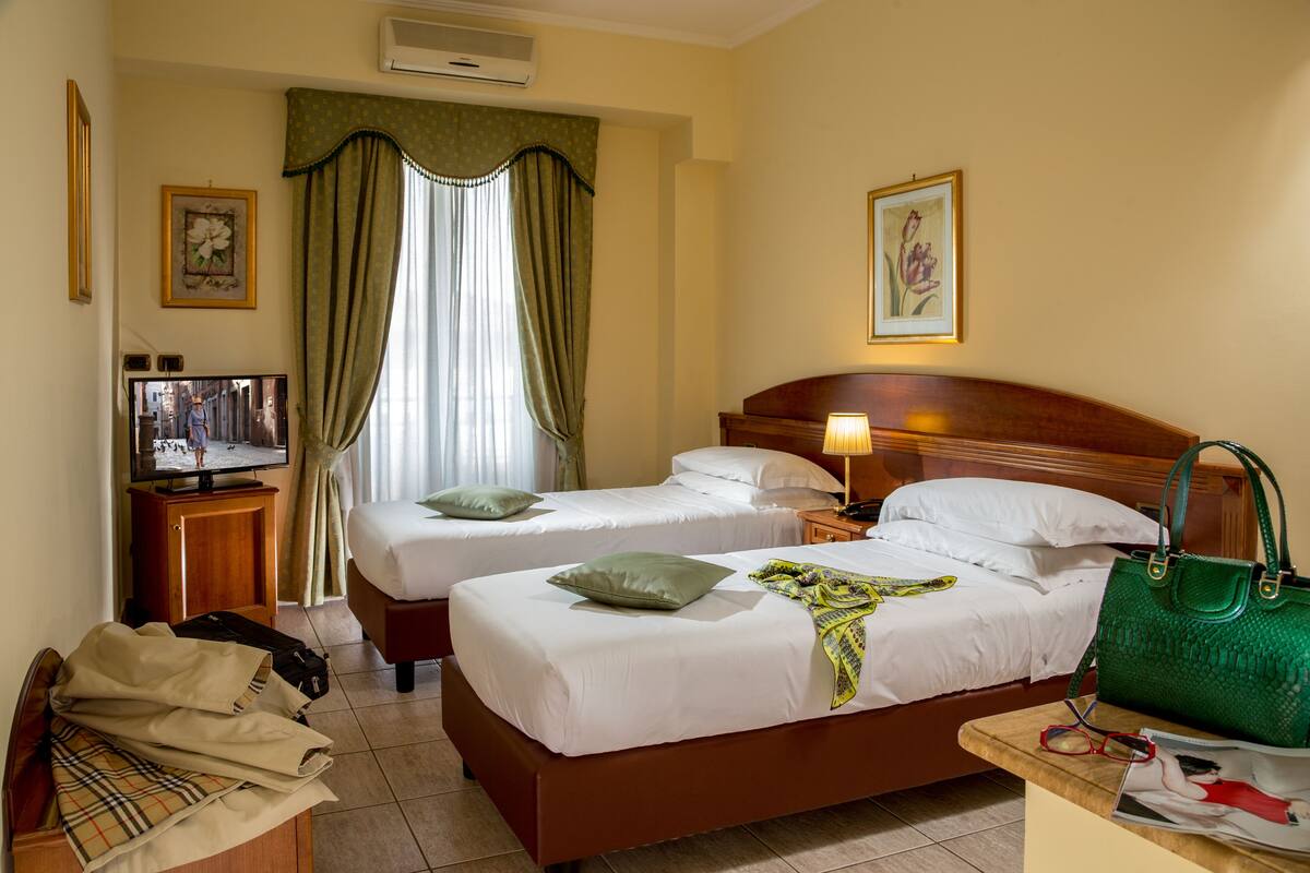 In-room safe, desk, iron/ironing board (on request), WiFi (free)
