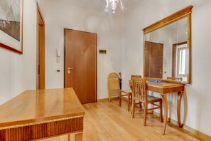 Standard Apartment | 1 bedroom, in-room safe, cribs/infant beds, WiFi
