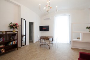 Quadruple Room | Premium bedding, down duvets, minibar, in-room safe