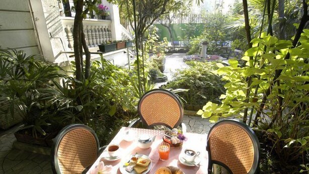 Outdoor dining - Hotel Ca' Grande (Milan)