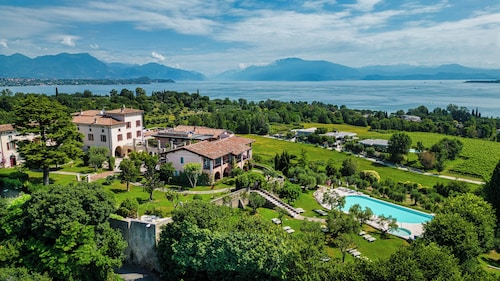 Castello Belvedere Apartments