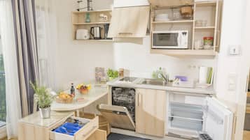 Caja de seguridad en la habitación y decoración personalizada
