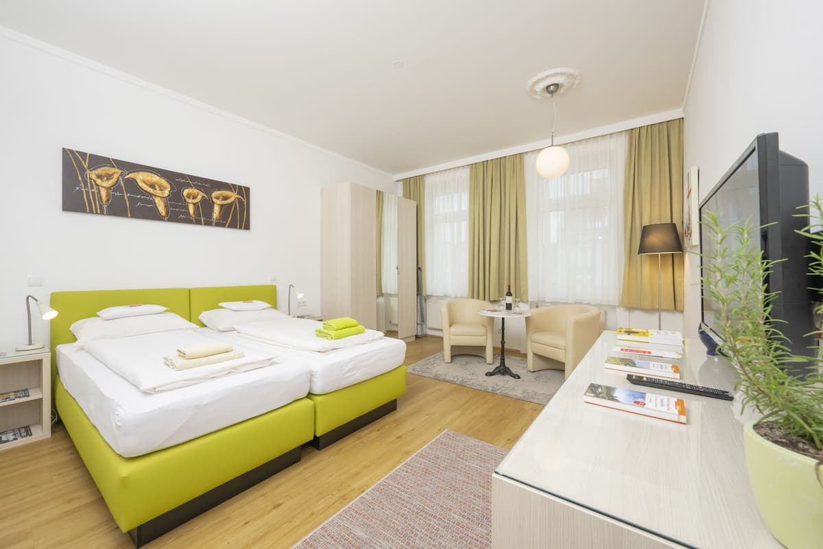 Appartement, 1 slaapkamer (4 people - 3rd floor) | Een kluis op de kamer, individueel gedecoreerd, individueel gemeubileerd