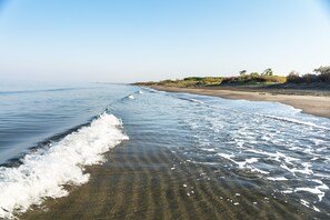 Utsikt mot strand/hav