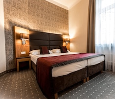 Δίκλινο Δωμάτιο (Double) (180cm x 200cm bed) | Χρηματοκιβώτιο στο δωμάτιο, γραφείο, χώρος εργασίας για λάπτοπ 