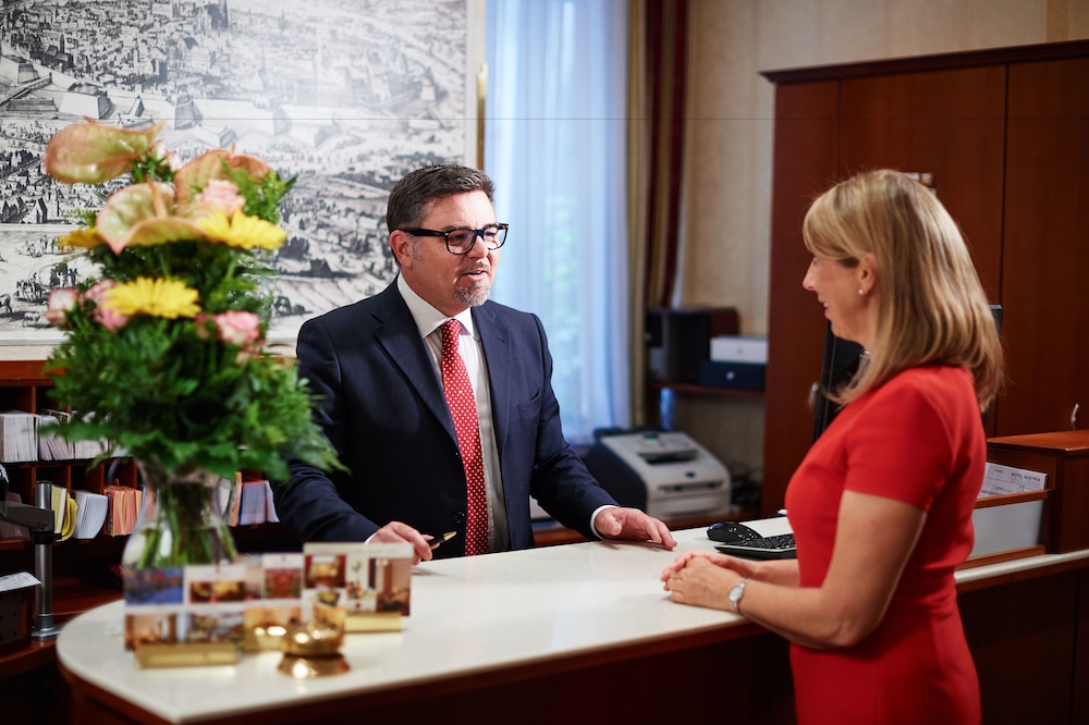 Hotel Austria by null