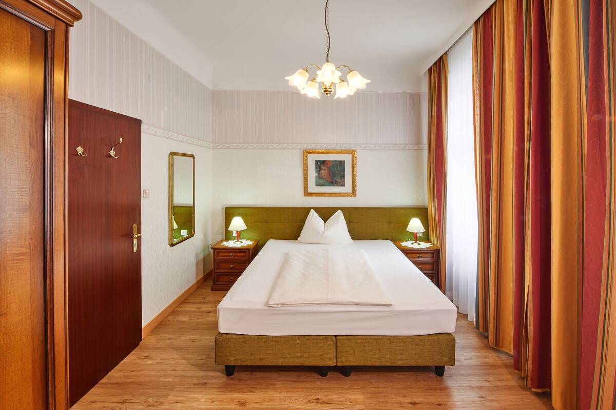 Couette en duvet d'oie, coffres-forts dans les chambres