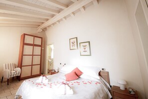 Comfort Double or Twin Room | Premium bedding, down comforters, pillowtop beds, minibar - Relais Villa Selvatico (Roncade)