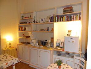 Free daily continental breakfast  - Relais del Duomo (Florence)