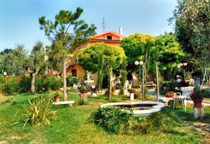 Property grounds - Bed & Breakfast Giardino Agritourist (Controguerra)