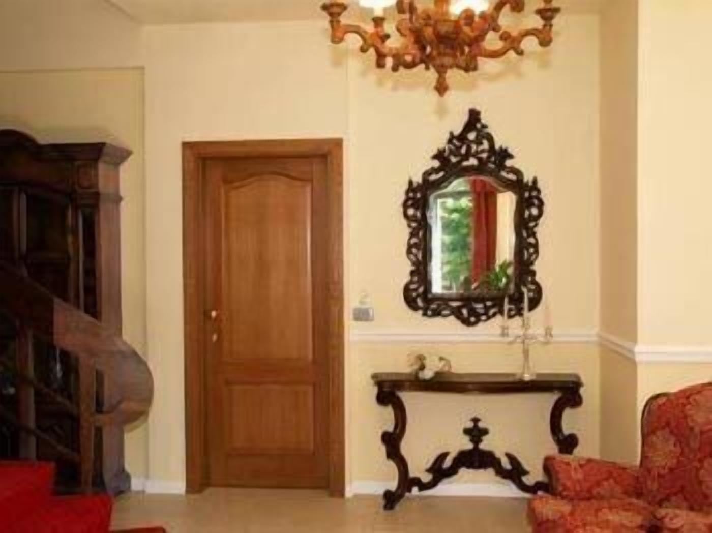 Photo - Petit Chateau